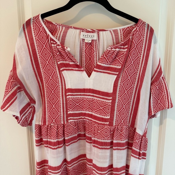 Velvet by Graham & Spencer Janaye Island Jacquard Ruffle Red & White Dress | S - Picture 5 of 9